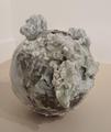 Moon jar by Akiko Hirai